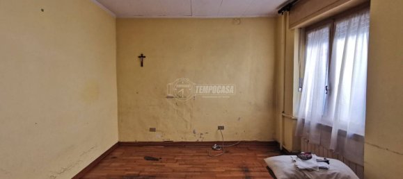 3 bedrooms House in Cuorgnè, Italy No. 63176 14