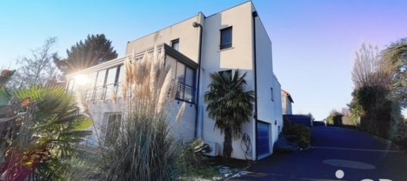 Casa de 5 dormitorios en Amilly, France No. 331044 11