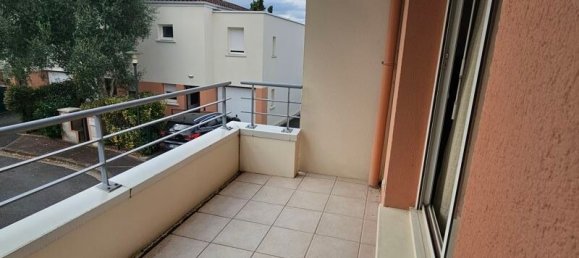 3 bedrooms Apartment in Begles, France No. 352176 2