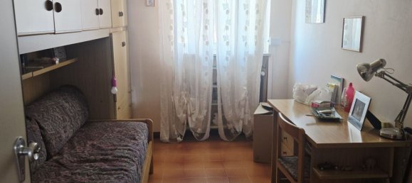 4 rooms Apartment in Turin, Italy No. 265978 7