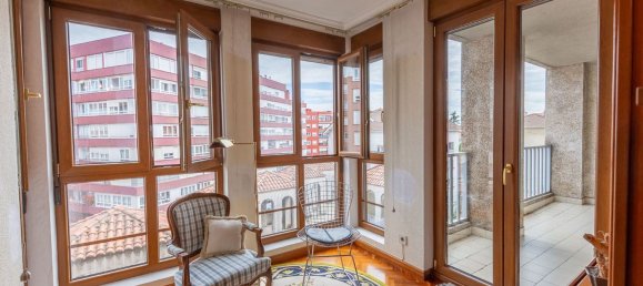 3 bedrooms Apartment in Santander, Spain No. 153421 6