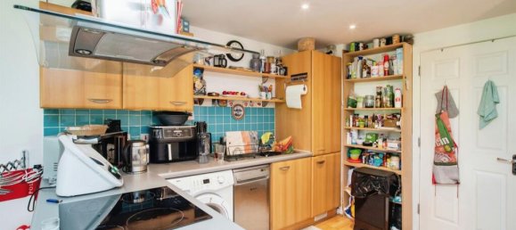 1 bedroom Apartment in Watford, United Kingdom No. 6163 24