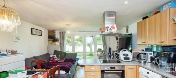 1 bedroom Apartment in Watford, United Kingdom No. 6163 11