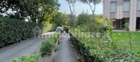 4 bedrooms Apartment in Rome, Italy No. 373532 11