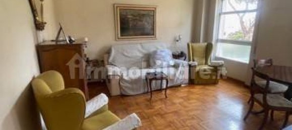 4 bedrooms Apartment in Rome, Italy No. 373532 4