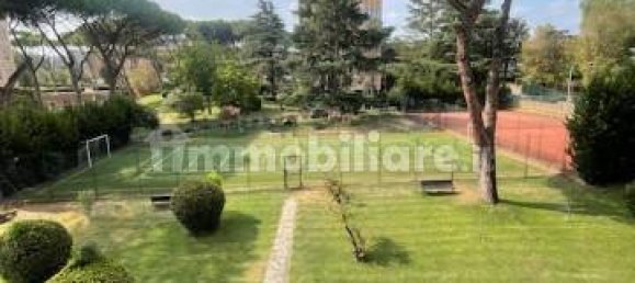 4 bedrooms Apartment in Rome, Italy No. 373532 18