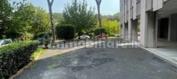 4 bedrooms Apartment in Rome, Italy No. 373532 16