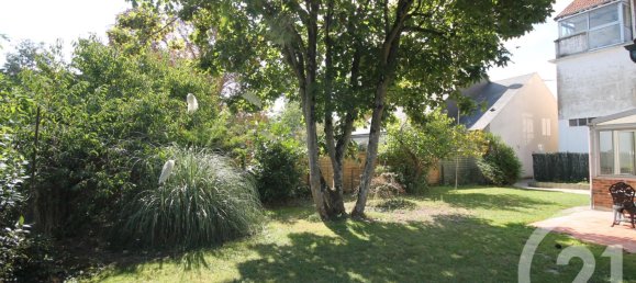 2 bedrooms House in Saint-Jean-de-la-Ruelle, France No. 222681 5