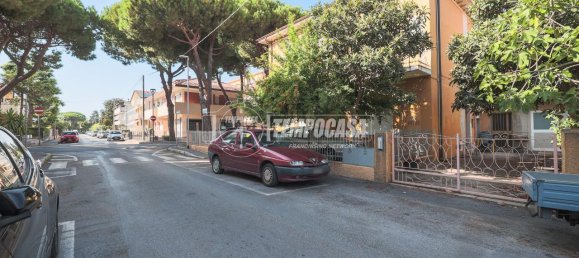 7 rooms House in Misano Adriatico, Italy No. 71962 5