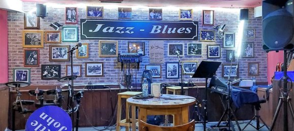 Imóvel comercial em Leon, Spain 181 m² N.º 85346 3