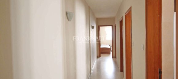 3 bedrooms Apartment in Sliema, Malta No. 9057 14