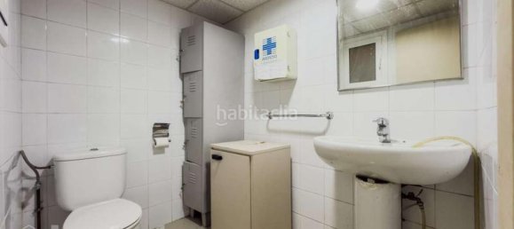 236m² Commercial property in Eixample, Spain No. 171013 17