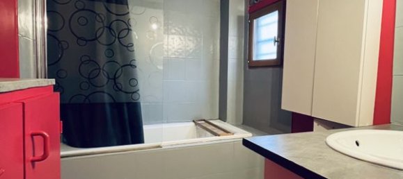 Casa de 1 dormitorio en Drancy, France No. 172133 3