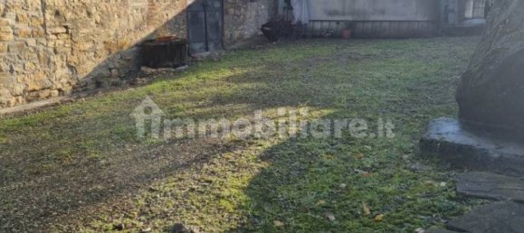 4 rooms House in Gazzola, Italy No. 225120 9