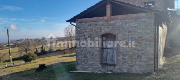 4 rooms House in Gazzola, Italy No. 225120 16