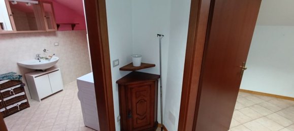 2 rooms Penthouse in Langhirano, Italy No. 20360 33