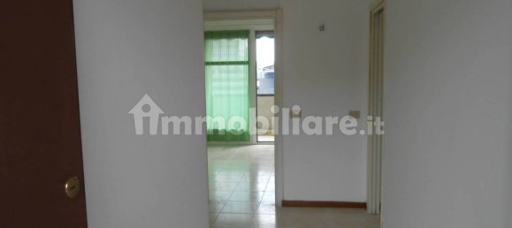 1 bedroom Apartment in Milan, Italy No. 280240 3
