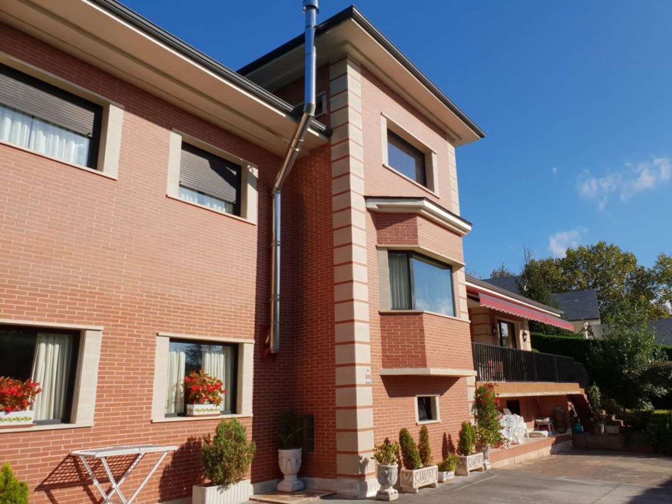 7 bedrooms House in Basque Autonomous Community, Spain No. 157034