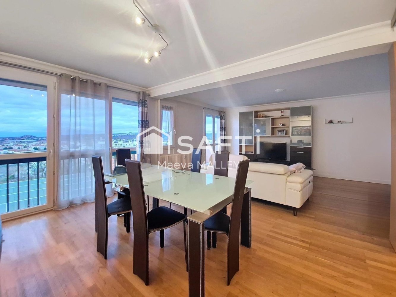 Apartamento T2 em Saint-Etienne, France N.º 272743