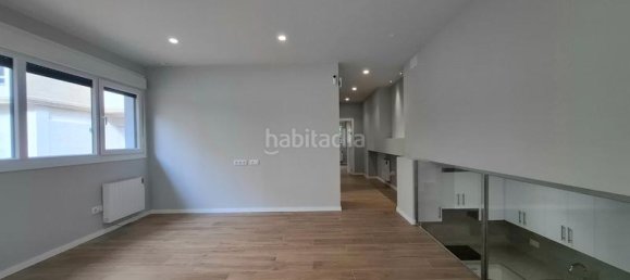 Apartamento de 2 dormitorios en Vigo, Spain No. 140952 13