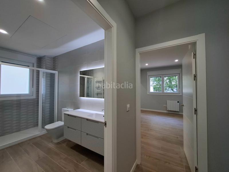 Apartamento de 2 dormitorios en Vigo, Spain No. 140952