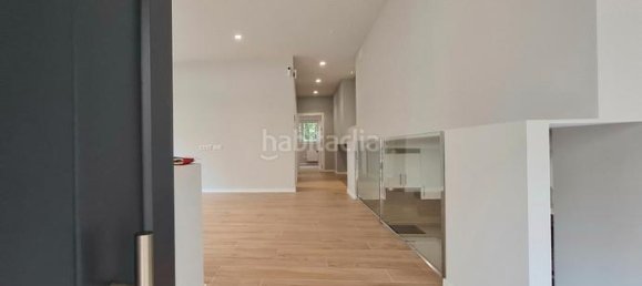 Apartamento de 2 dormitorios en Vigo, Spain No. 140952 5