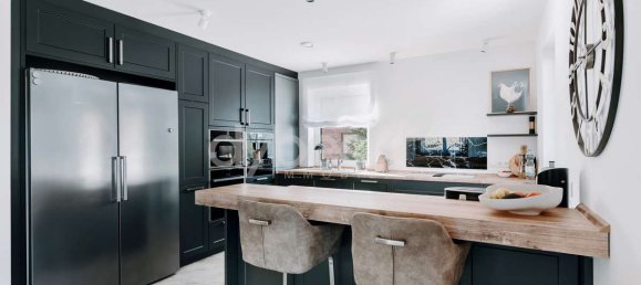 Casa de 4 dormitorios en Harburg, Germany No. 233299 5