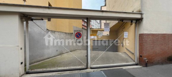 15m² Garage in Milan, Italy No. 240853 3