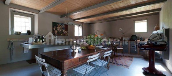 7 Schlafzimmer Villa in Piozzano, Italy, Nr. 261035 17