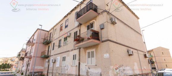 Apartamento de 3 habitaciónes en Syracuse, Italy No. 242890 20