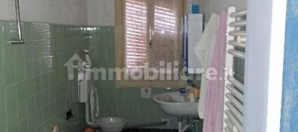 Apartamento de 2 dormitorios en Sassuolo, Italy No. 319156 2