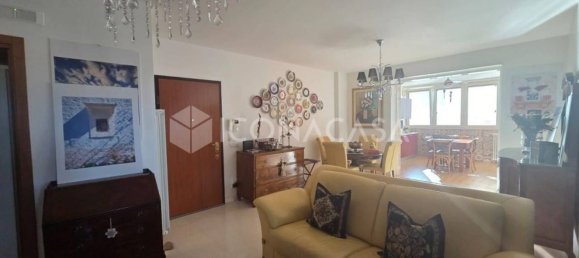 Apartamento de 3 dormitorios en Locorotondo, Italy No. 325457 8