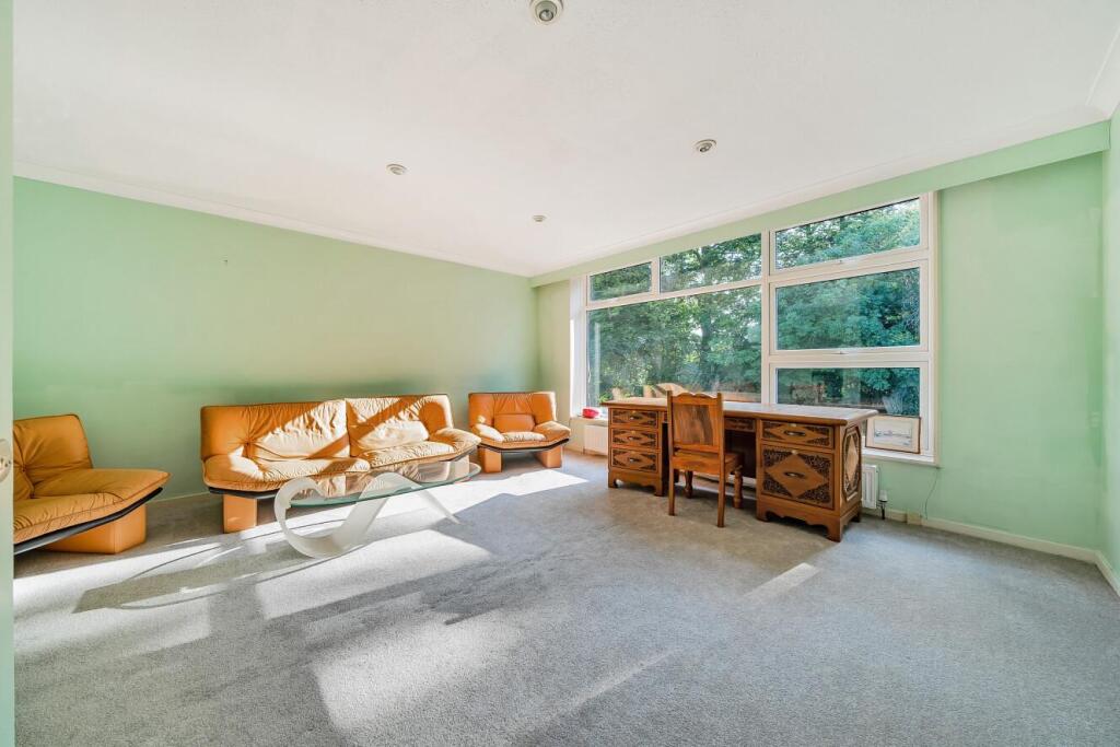 4 bedrooms House in Beckenham, United Kingdom No. 14387