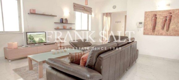 3 غرف نوم شقة في Sliema, Malta رقم 6492 8