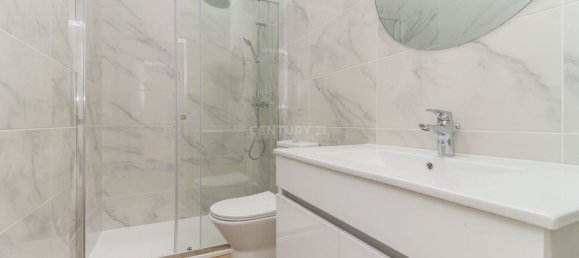 465m² Building in Costa da Caparica, Portugal No. 156802 19