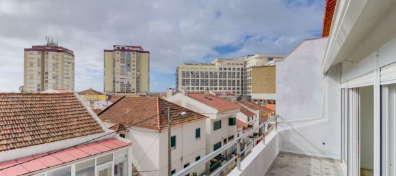 465m² Building in Costa da Caparica, Portugal No. 156802 2