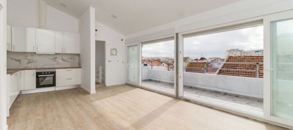 465m² Building in Costa da Caparica, Portugal No. 156802 22