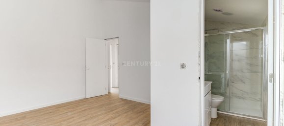 465m² Building in Costa da Caparica, Portugal No. 156802 15