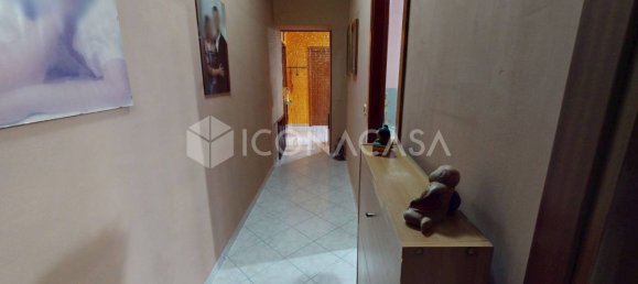 3-salle Appartement à Sant'Anastasia, Italy No. 315862 15