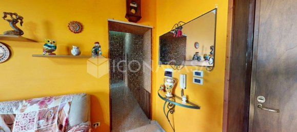 3-salle Appartement à Sant'Anastasia, Italy No. 315862 9