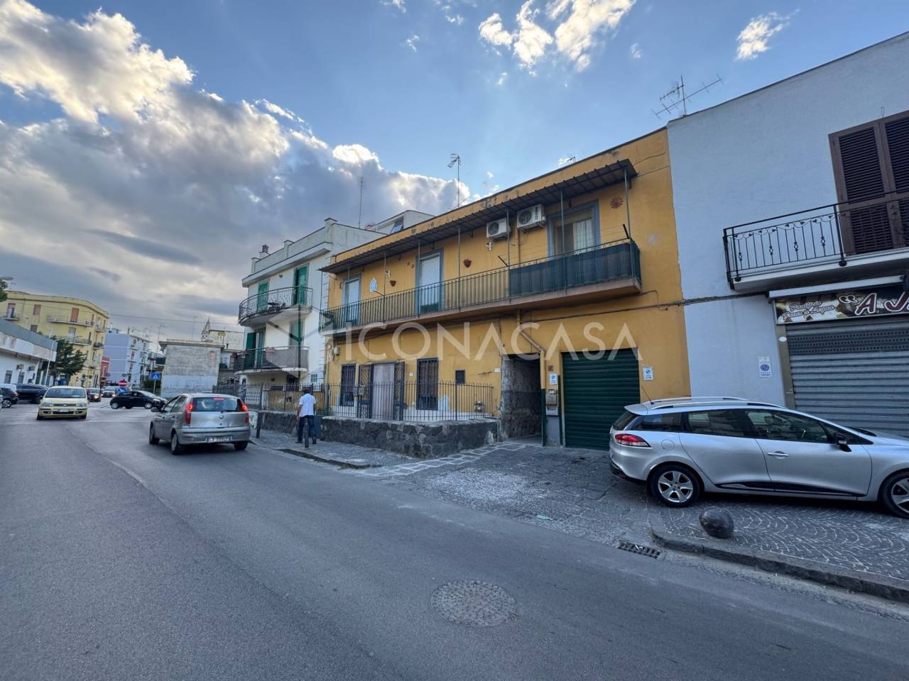 3-salle Appartement à Sant'Anastasia, Italy No. 315862