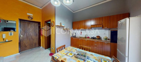 3-salle Appartement à Sant'Anastasia, Italy No. 315862 5