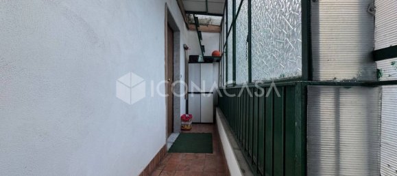 3-salle Appartement à Sant'Anastasia, Italy No. 315862 22