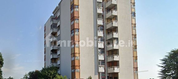 Apartamento de 2 dormitorios en Lainate, Italy No. 303201 40