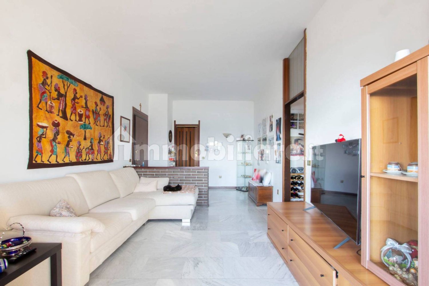 Apartamento de 2 dormitorios en Lainate, Italy No. 303201