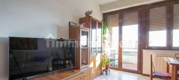 Apartamento de 2 dormitorios en Lainate, Italy No. 303201 6