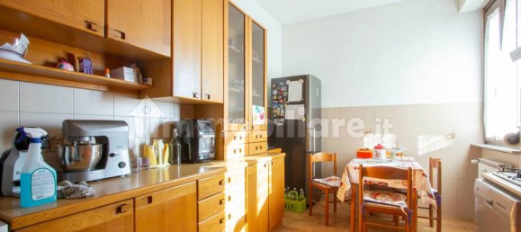 Apartamento de 2 dormitorios en Lainate, Italy No. 303201 14