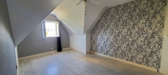 3 bedrooms House in Truyes, France No. 65695 3