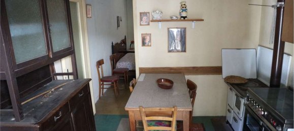 7 rooms House in San Pietro Val Lemina, Italy No. 165337 4