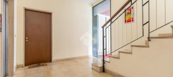 Apartamento de 3 dormitorios en Bergamo, Italy No. 380870 15